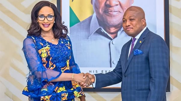 8216 Nigerians Must Go protests 8217 Ojukwu brainstorms with Ghanaian foreign minister to calm tensions Nigerians Must Go protests Ojukwu brainstorms with Ghanaian foreign minister to calm tensions