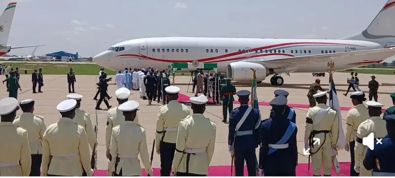 BREAKING President Tinubu others receive Buhari s body on arrival in Nigeria BREAKING President Tinubu others receive Buhari s body on arrival in Nigeria