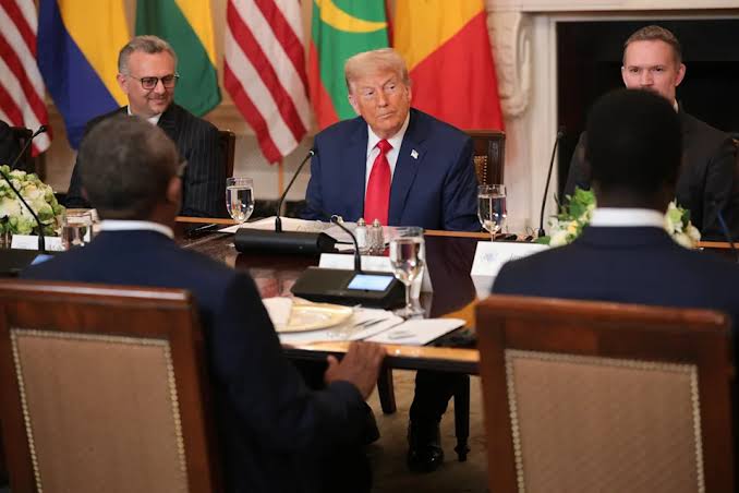 Controversy as Trump praises Liberian President s fluent English at White House Controversy as Trump praises Liberian President s fluent English at White House