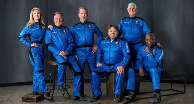 US based lawyer Owolabi makes history as first Nigerian to travel to space US based lawyer Owolabi makes history as first Nigerian to travel to space
