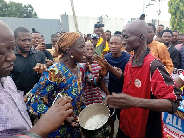 FG raises alarm over worsening food insecurity says 161m Nigerians now affected FG raises alarm over worsening food insecurity says 161m Nigerians now affected