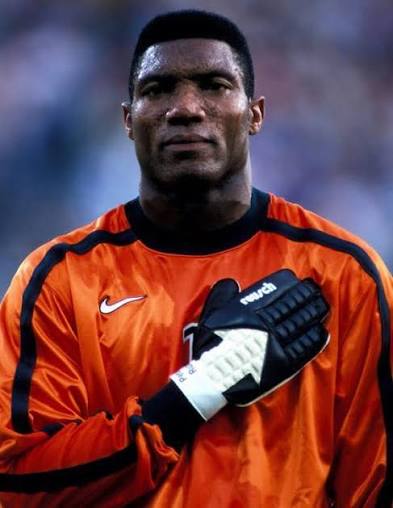  BREAKING Ex Super Eagles goalkeeper Peter Rufai is dead 