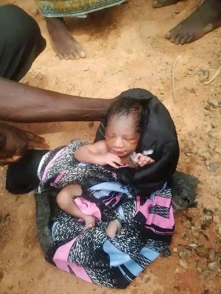  Newborn baby abandoned in Niger 