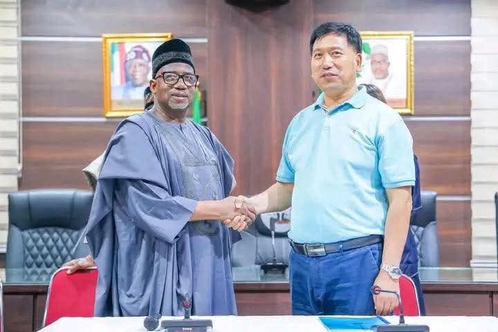 Nigerian gov appoints Chinese economist as adviser seals strategic partnership Nigerian gov appoints Chinese economist as adviser seals strategic partnership