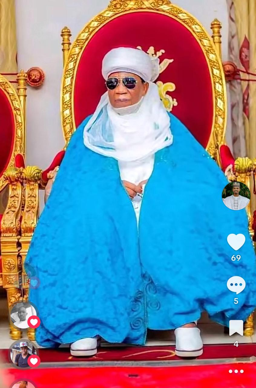  Emir of Zuru Maj Gen Muhammadu Sami dies in London 