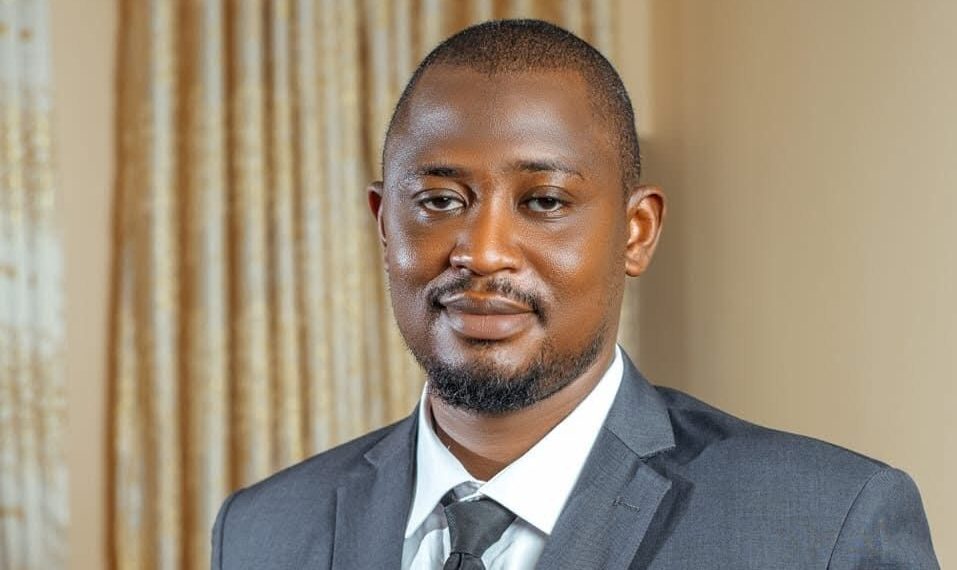 Court declares lawmaker wanted for contract scam Court declares lawmaker wanted for contract scam