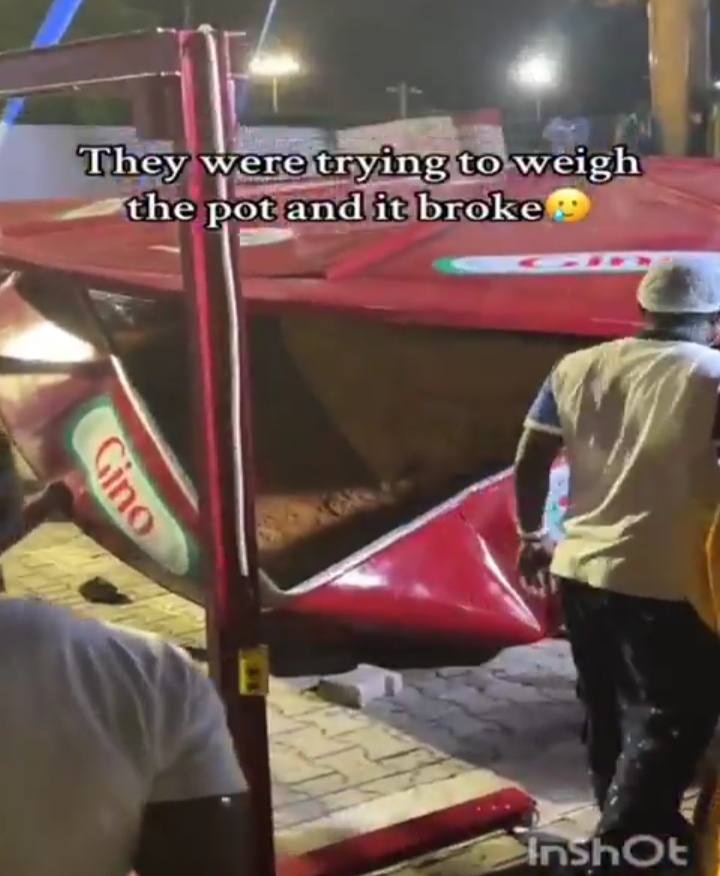 Drama as Hilda Baci s giant jollof pot collapses during GWR attempt Drama as Hilda Baci s giant jollof pot collapses during GWR attempt