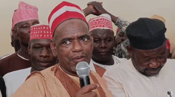  Kwankwasiyya leader in Kano s largest ward defects to APC 