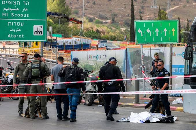  6 Israelis killed in Jerusalem shooting as Hamas hails attackers 