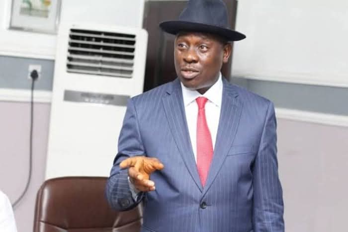 Another PDP senator defects to APC Another PDP senator defects to APC