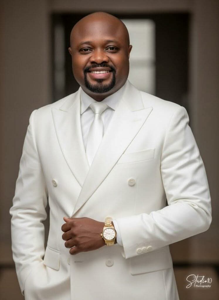 Jonathan s former aide dumps PDP joins APC Jonathan s former aide dumps PDP joins APC