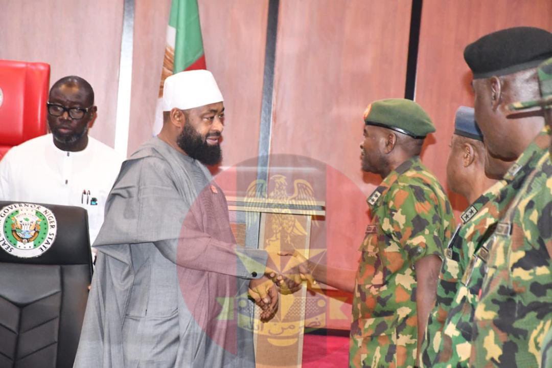 Troops move to clear bandits from national park Troops move to clear bandits from national park