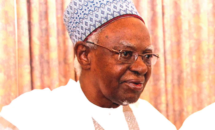  Ex President Shehu Shagari s wife Hajiya Saratu is dead 